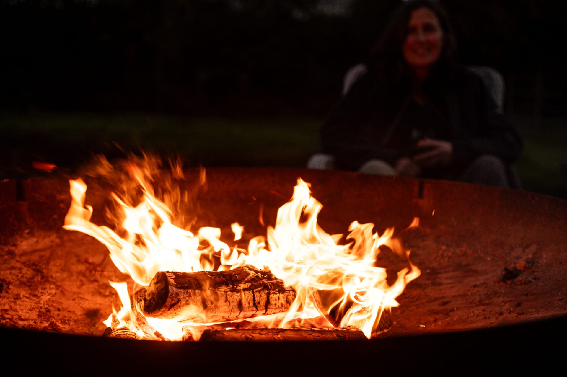 Kiln Dried Oak Logs Box Massive Multi-Buy Discounts - Image 3